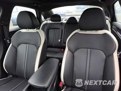 Zdjęcie 10 z 15 samochodu: 2025 KIA K5 GT LINE VIN:KNAG64J77S5283466 - miniatura