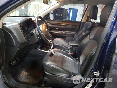 Zdjęcie 7 z 14 samochodu: 2019 MITSUBISHI OUTLANDER SE VIN:JA4AD3A39KZ043666 - miniatura