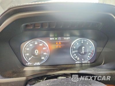 Zdjęcie 9 z 12 samochodu: 2016 VOLVO XC90 T6 VIN:YV4A22PL3G1024854 - miniatura