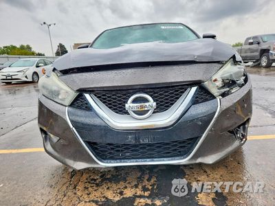 Piąte zdjęcie samochodu w środku: 2016 NISSAN MAXIMA 3.5 SL VIN:1N4AA6AP1GC404956 - miniatura