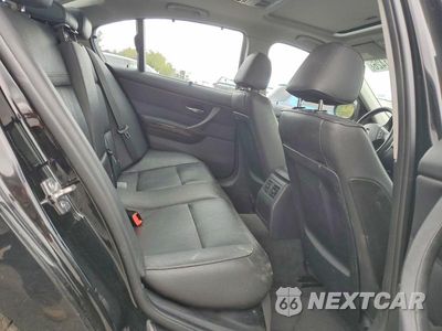 Zdjęcie 10 z 13 samochodu: 2011 BMW 328 I SULEV VIN:WBAPH5C56BA448331 - miniatura