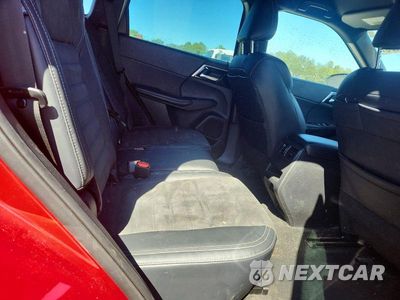 Zdjęcie 10 z 12 samochodu: 2023 MITSUBISHI OUTLANDER SE VIN:JA4J4UA87PZ047143 - miniatura