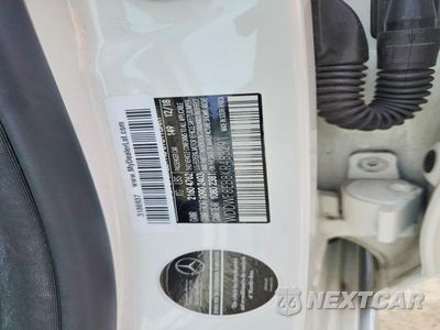 Zdjęcie 13 z 13 samochodu: 2019 MERCEDES-BENZ C 300 4MATIC VIN:WDDWF8EB8KR483291 - miniatura