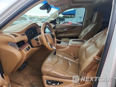 Zdjęcie 7 z 13 samochodu: 2016 CADILLAC ESCALADE PLATINUM VIN:1GYS3DKJ5GR242358 - miniatura