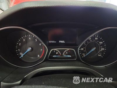 Zdjęcie 9 z 13 samochodu: 2016 FORD FOCUS SE VIN:1FADP3F29GL279843 - miniatura