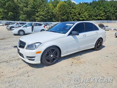2013 MERCEDES-BENZ C 300 4MATIC WDDGF8AB6DR288965 - główne zdjęcie licytacji z USA - miniatura