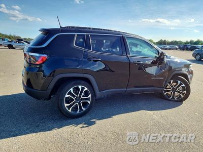 Trzecie zdjęcie samochodu z tyłu: 2024 JEEP COMPASS LIMITED VIN:3C4NJDCNXRT101757 - miniatura