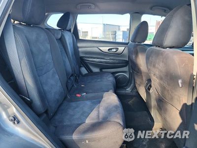 Zdjęcie 11 z 13 samochodu: 2015 NISSAN ROGUE S VIN:KNMAT2MT0FP513857 - miniatura