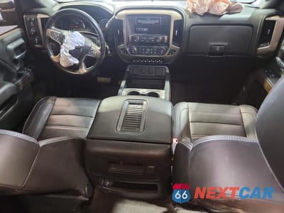 Zdjęcie 8 z 12 samochodu: 2017 GMC SIERRA K2500 DENALI VIN:1GT12UEY7HF232219 - miniatura