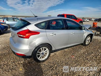Trzecie zdjęcie samochodu z tyłu: 2015 FORD FOCUS SE VIN:1FADP3K20FL369256 - miniatura