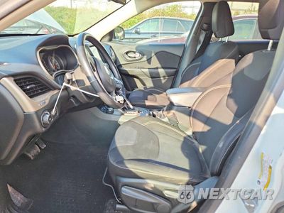 Zdjęcie 7 z 13 samochodu: 2015 JEEP CHEROKEE LATITUDE VIN:1C4PJMCB7FW649882 - miniatura