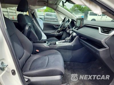 Zdjęcie 7 z 13 samochodu: 2021 TOYOTA RAV4 LE VIN:2T3H1RFV0MC120780 - miniatura