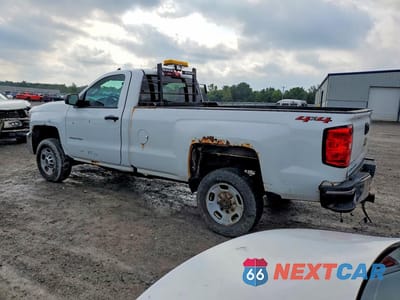 Drugie zdjęcie samochodu z przodu: 2018 CHEVROLET SILVERADO K2500 HEAVY DUTY VIN:1GC0KUEGXJZ131795 - miniatura