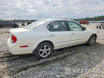 Trzecie zdjęcie samochodu z tyłu: 2001 NISSAN MAXIMA GXE VIN:JN1CA31D31T811596 - miniatura