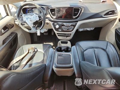 Zdjęcie 8 z 13 samochodu: 2022 CHRYSLER PACIFICA TOURING L VIN:2C4RC1BG1NR178317 - miniatura