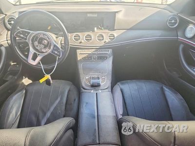 Zdjęcie 8 z 12 samochodu: 2020 MERCEDES-BENZ E 350 VIN:WDDZF8DB2LA700784 - miniatura