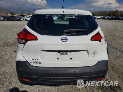 Zdjęcie 6 z 13 samochodu: 2020 NISSAN KICKS S VIN:3N1CP5BV5LL503614 - miniatura