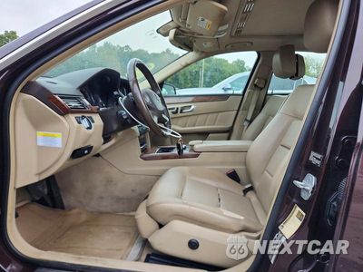 Zdjęcie 7 z 12 samochodu: 2013 MERCEDES-BENZ E 350 4MATIC VIN:WDDHF8JB0DA730531 - miniatura