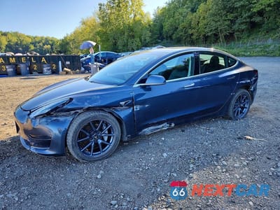 2020 TESLA MODEL 3 5YJ3E1EB6LF616337 - główne zdjęcie licytacji z USA - miniatura