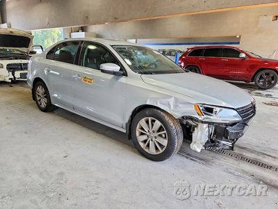 Czwarte zdjęcie samochodu z boku: 2015 VOLKSWAGEN JETTA SE VIN:3VWD17AJ0FM303006 - miniatura