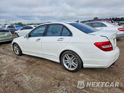 Drugie zdjęcie samochodu z przodu: 2013 MERCEDES-BENZ C 250 VIN:WDDGF4HB0DA782042 - miniatura