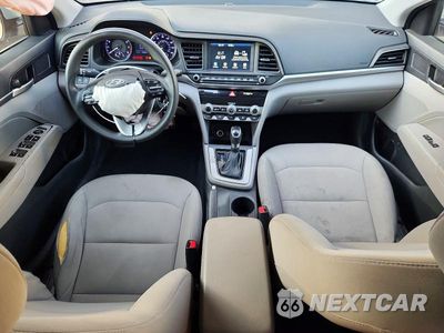 Zdjęcie 8 z 13 samochodu: 2020 HYUNDAI ELANTRA SEL VIN:5NPD84LF9LH507777 - miniatura