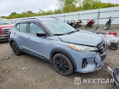 Czwarte zdjęcie samochodu z boku: 2022 NISSAN KICKS SR VIN:3N1CP5DV0NL503522 - miniatura