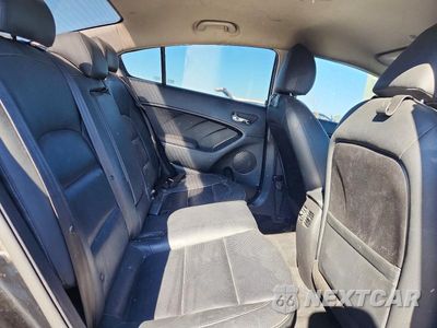 Zdjęcie 10 z 12 samochodu: 2017 KIA FORTE EX VIN:3KPFL4A81HE087620 - miniatura