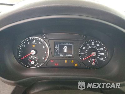 Zdjęcie 9 z 13 samochodu: 2016 KIA SORENTO LX VIN:5XYPGDA32GG045195 - miniatura