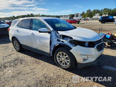 Czwarte zdjęcie samochodu z boku: 2020 CHEVROLET EQUINOX LT VIN:3GNAXKEVXLL251929 - miniatura