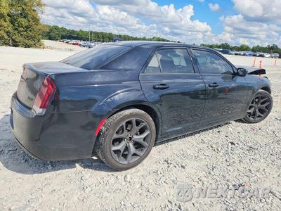Trzecie zdjęcie samochodu z tyłu: 2022 CHRYSLER 300 TOURING VIN:2C3CCAAG7NH134310 - miniatura