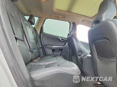 Zdjęcie 11 z 13 samochodu: 2013 VOLVO XC60 T6 VIN:YV4902DZ5D2405970 - miniatura