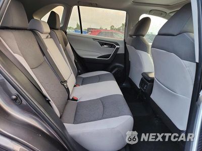 Zdjęcie 11 z 13 samochodu: 2021 TOYOTA RAV4 XLE VIN:2T3W1RFV3MC097602 - miniatura