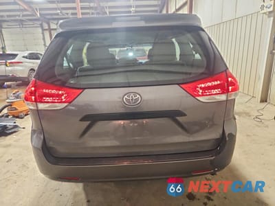 Zdjęcie 6 z 13 samochodu: 2014 TOYOTA SIENNA L 7-PASSENGER VIN:5TDZK3DCXES505118 - miniatura