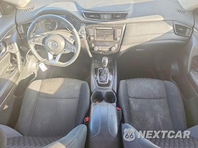 Zdjęcie 8 z 13 samochodu: 2018 NISSAN ROGUE SV VIN:5N1AT2MV6JC732948 - miniatura