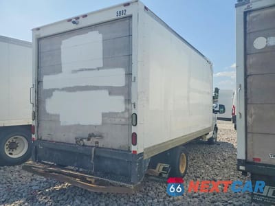 Trzecie zdjęcie samochodu z tyłu: 2014 CHEVROLET EXPRESS BOX TRUCK VIN:1GB3G4BG5E1195982 - miniatura