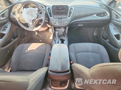 Zdjęcie 8 z 12 samochodu: 2018 CHEVROLET MALIBU LT VIN:1G1ZD5ST2JF277725 - miniatura