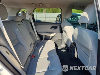 Zdjęcie 11 z 14 samochodu: 2021 NISSAN ROGUE SV VIN:JN8AT3BA2MW008563 - miniatura