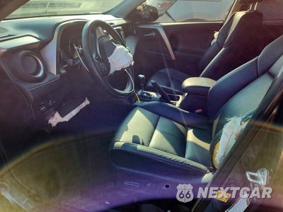 Zdjęcie 7 z 13 samochodu: 2018 TOYOTA RAV4 HV LIMITED VIN:JTMDJREV1JD190313 - miniatura