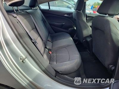 Zdjęcie 10 z 13 samochodu: 2017 CHEVROLET CRUZE LS VIN:1G1BC5SM0H7190228 - miniatura