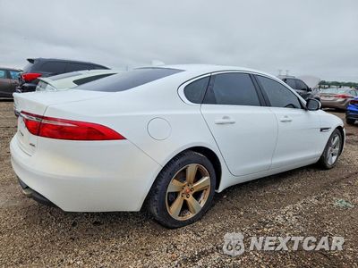 Trzecie zdjęcie samochodu z tyłu: 2018 JAGUAR XF VIN:SAJBR4FX1JCY69492 - miniatura