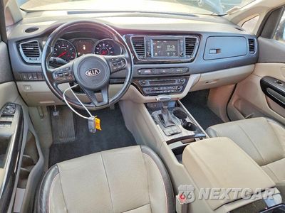 Zdjęcie 8 z 12 samochodu: 2018 KIA SEDONA EX VIN:KNDMC5C16J6378218 - miniatura