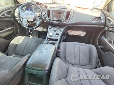 Zdjęcie 8 z 12 samochodu: 2015 CHRYSLER 200 LIMITED VIN:1C3CCCAB1FN568988 - miniatura