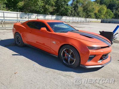 Czwarte zdjęcie samochodu z boku: 2018 CHEVROLET CAMARO SS VIN:1G1FH1R70J0183869 - miniatura
