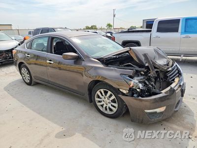 Czwarte zdjęcie samochodu z boku: 2014 NISSAN ALTIMA 2.5 S VIN:1N4AL3AP6EC190990 - miniatura