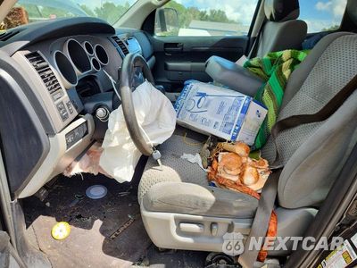 Zdjęcie 7 z 12 samochodu: 2012 TOYOTA TUNDRA DOUBLE CAB SR5 VIN:5TFRY5F1XCX124138 - miniatura