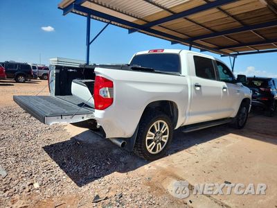 Trzecie zdjęcie samochodu z tyłu: 2019 TOYOTA TUNDRA PLATINUM VIN:5TFAY5F17KX851071 - miniatura