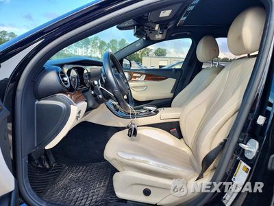 Zdjęcie 7 z 12 samochodu: 2017 MERCEDES-BENZ E 300 VIN:WDDZF4JB5HA011410 - miniatura