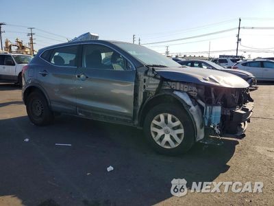Czwarte zdjęcie samochodu z boku: 2018 NISSAN ROGUE SPORT S VIN:JN1BJ1CP6JW160387 - miniatura