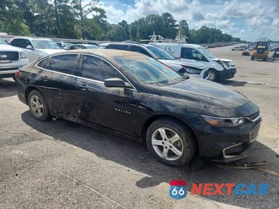 Czwarte zdjęcie samochodu z boku: 2018 CHEVROLET MALIBU LS VIN:1G1ZB5ST9JF214109 - miniatura